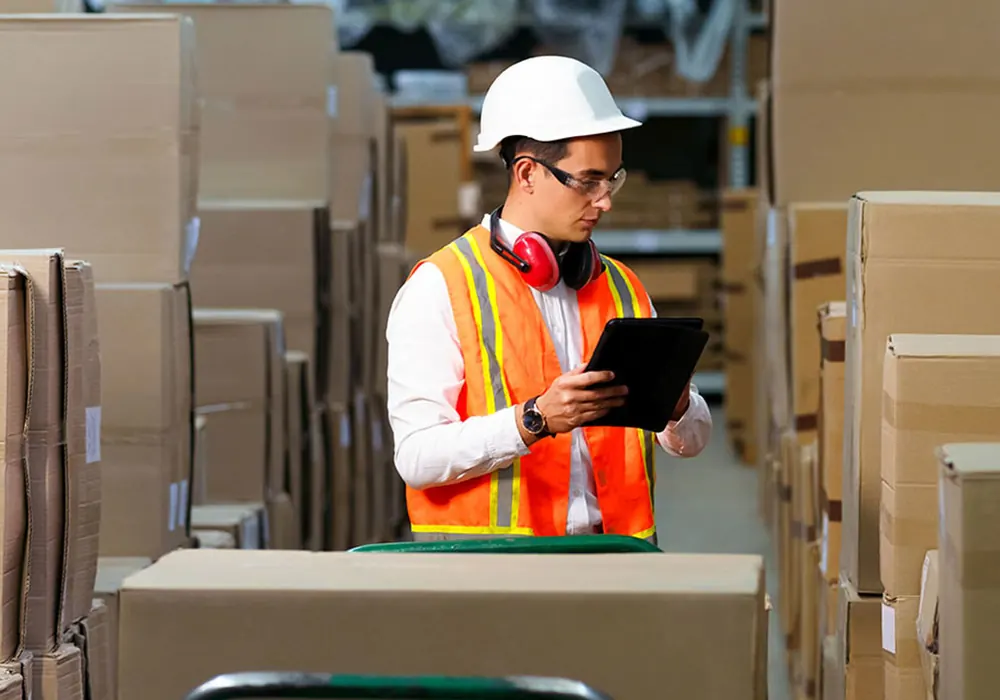 Kurbağalıdere forklift kiralama: depoda stok ve sevkiyat kontrolü